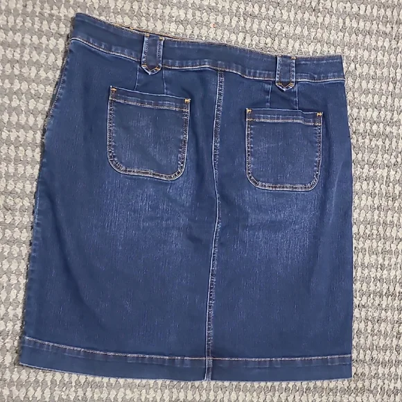 Talbots Dark Blue Button-Front‎ Pencil Skirt - Picture 10 of 12